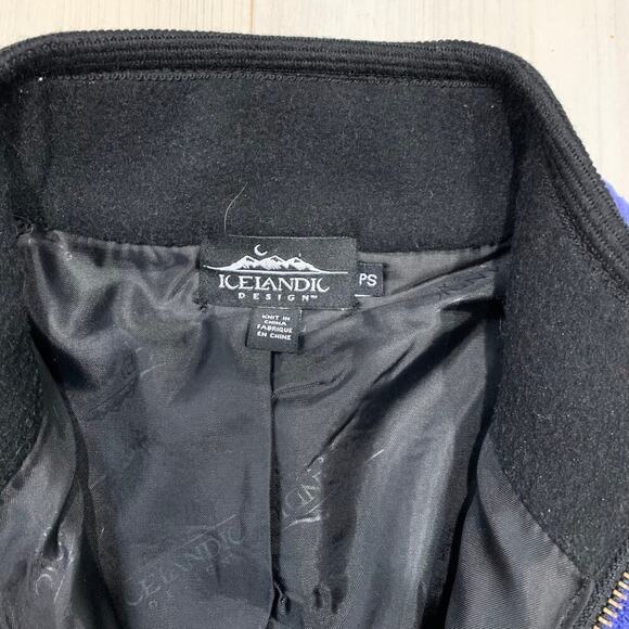 Vintage islandic Design Wool Zip Sweater Size PS - Picture 3 of 8